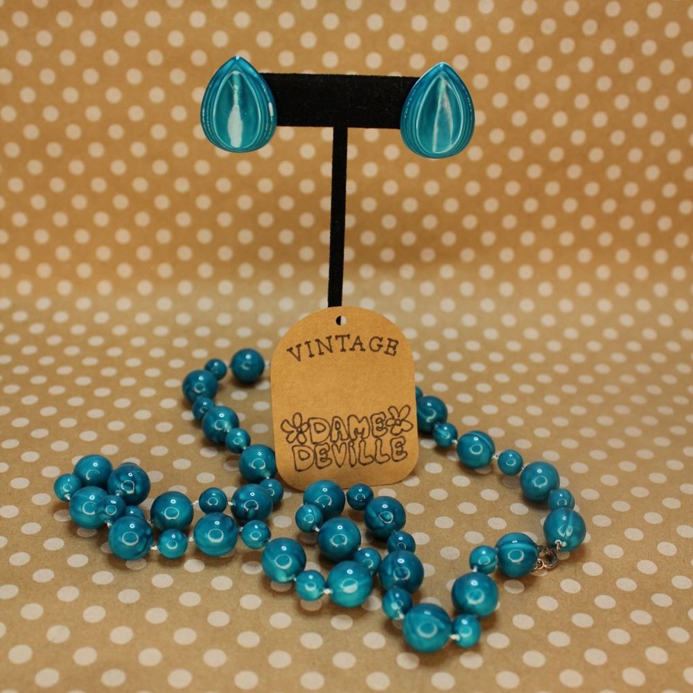 True Vintage Teal Blue Beaded Necklace and Tear Drop Earring Set 1960s-80s
